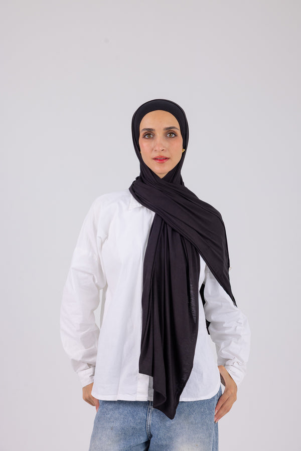 Jet Black – Cotton Jill with bandana