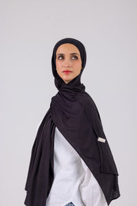 Jet Black – Cotton Jill with bandana