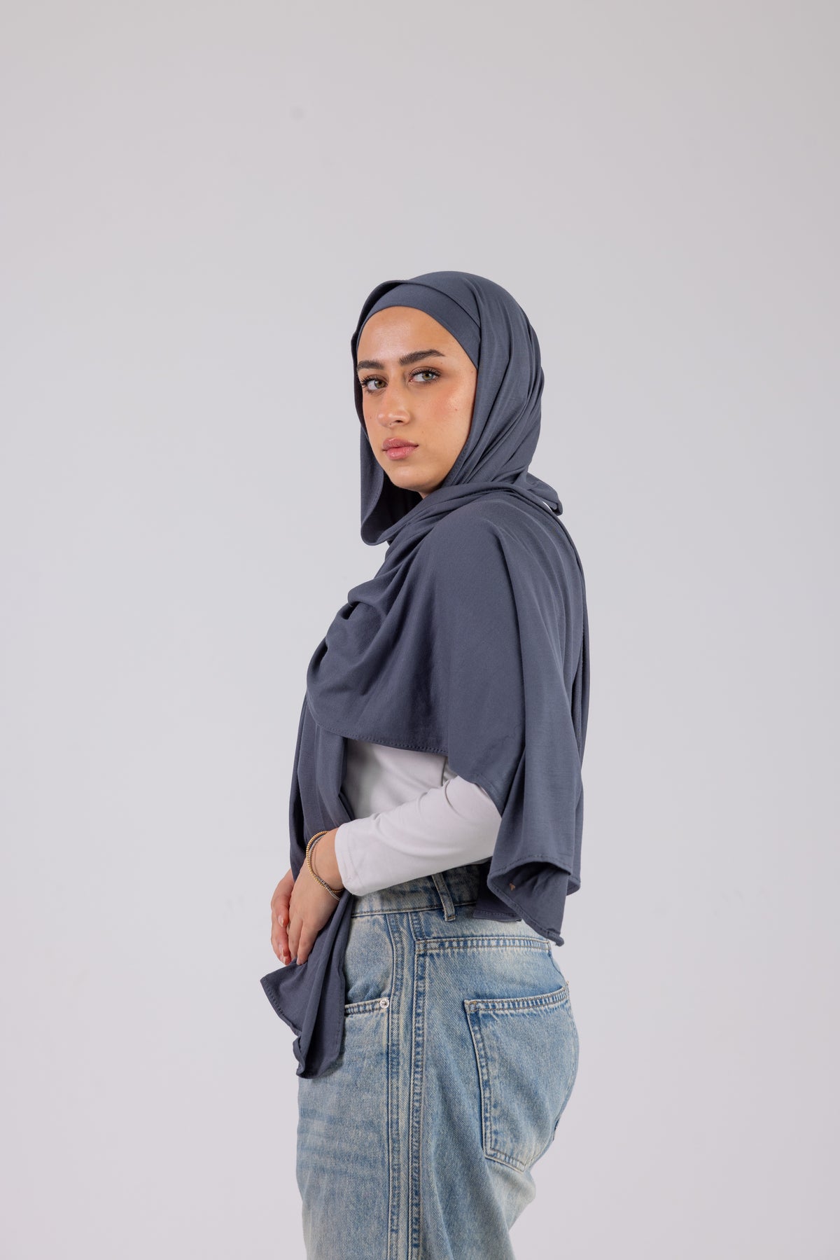 Storm Gray – Cotton Jill with bandana