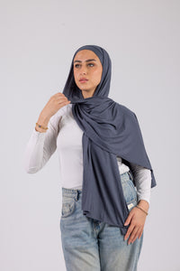 Storm Gray – Cotton Jill with bandana