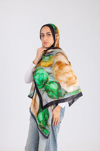 Emerald Bloom – Linen