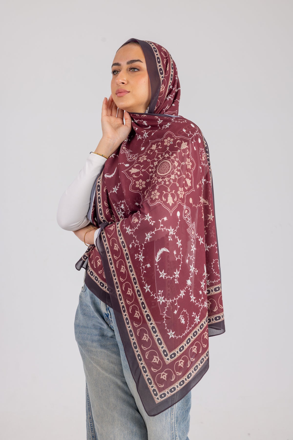 Vintage Rouge - Chiffon Printed