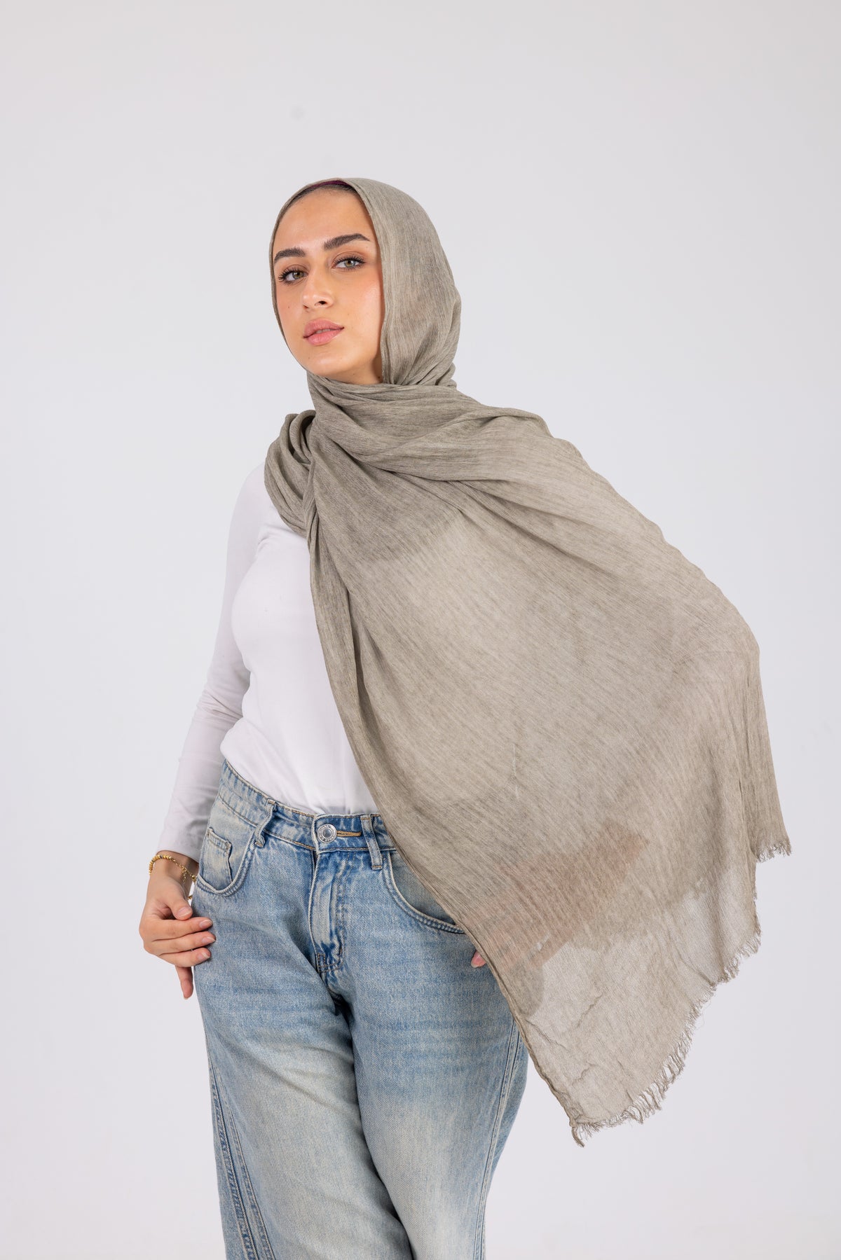 Sand Taupe – Ruffield