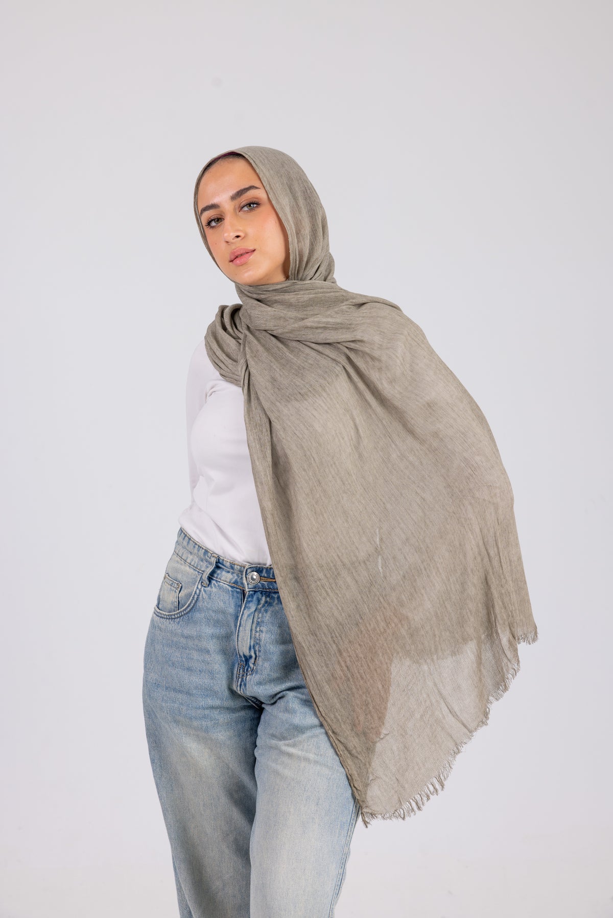 Sand Taupe – Ruffield