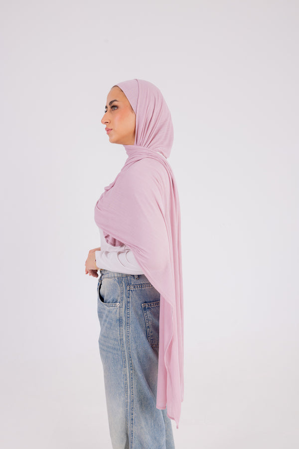 Blush Rose – Kuwaiti with bandana