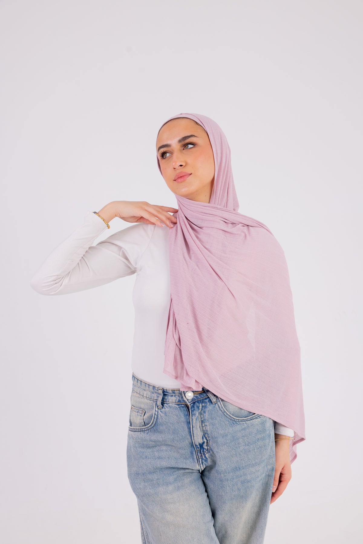 Blush Rose – Kuwaiti with bandana