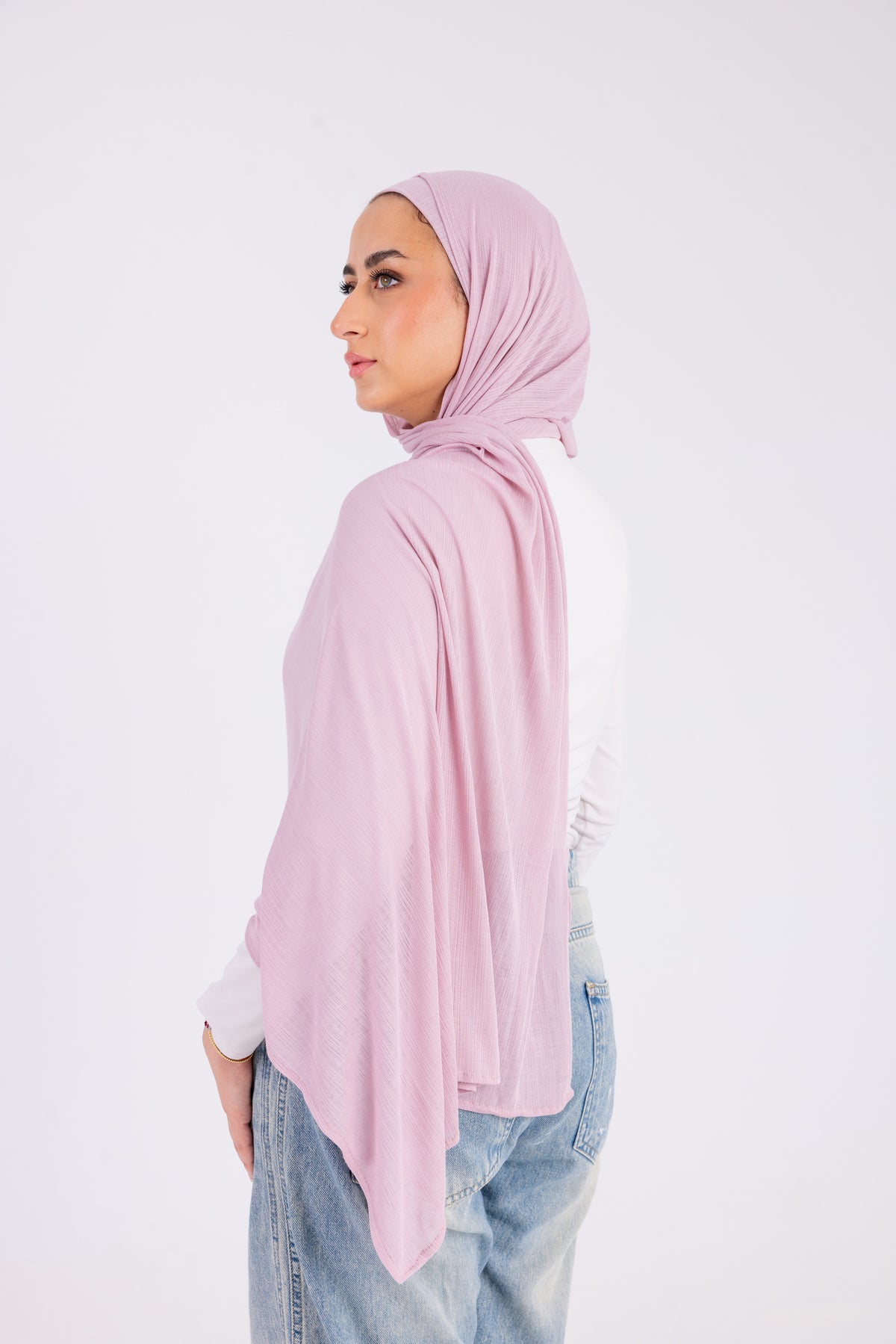 Blush Rose – Kuwaiti with bandana