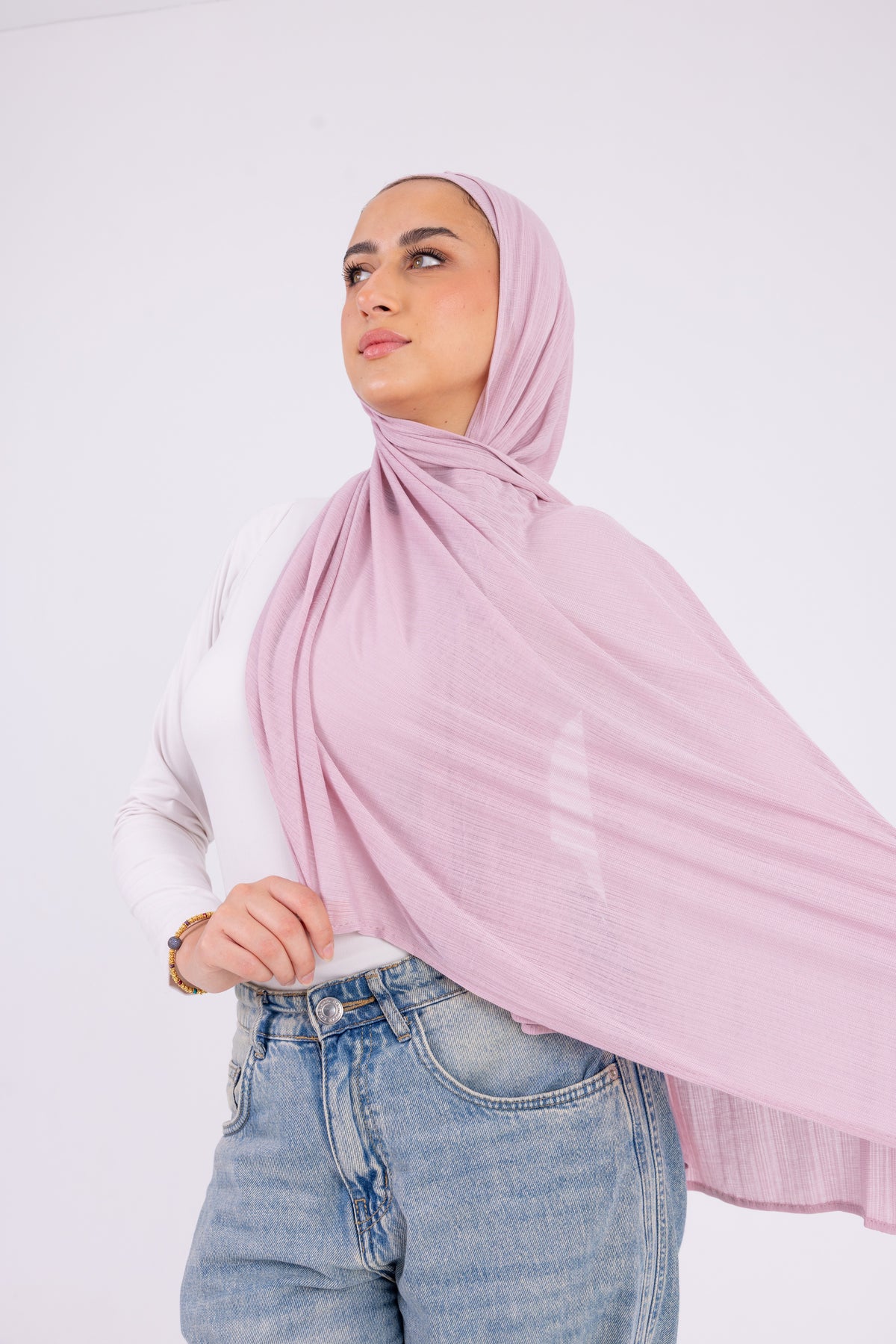 Blush Rose – Kuwaiti with bandana