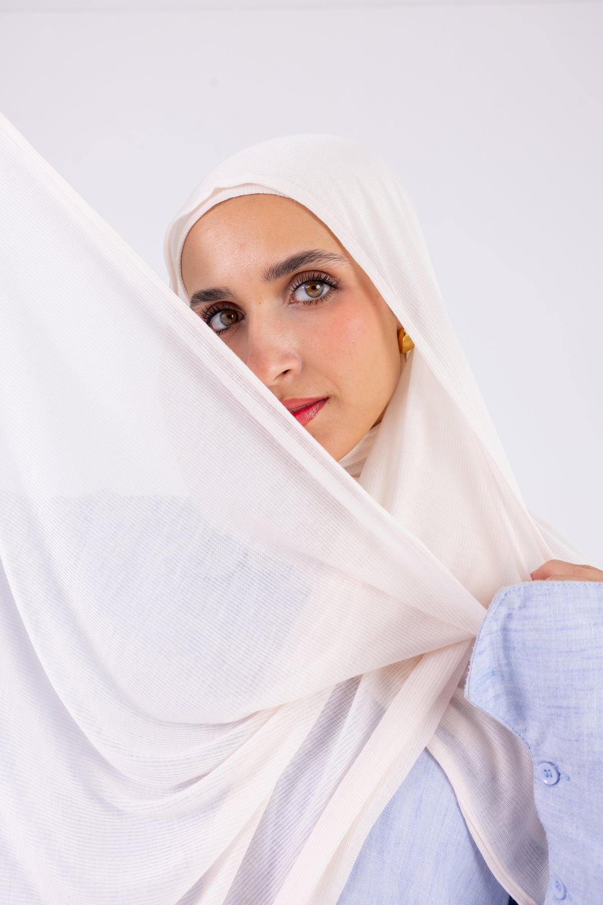 Ivory Pearl – Kuwaiti with bandana
