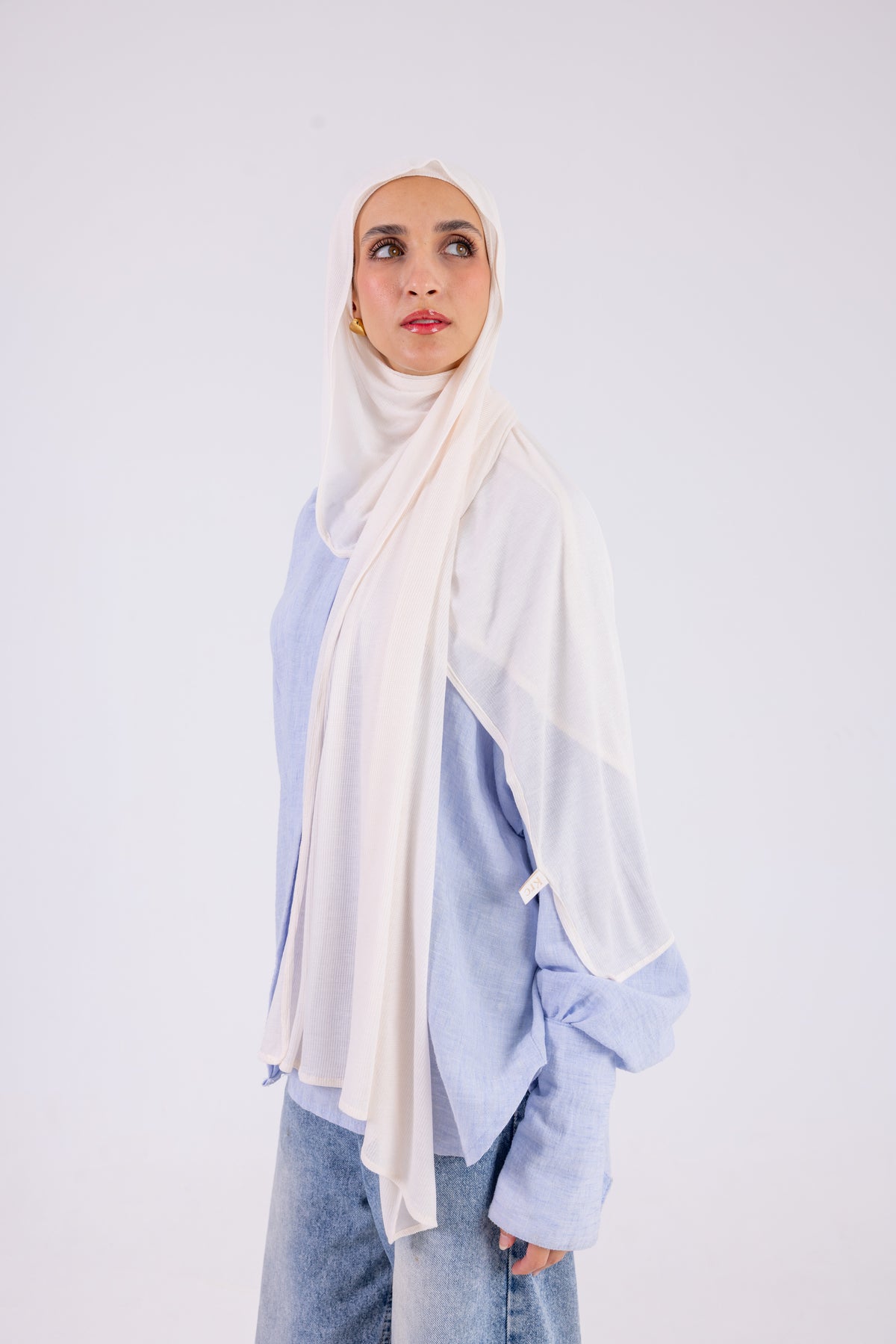 Ivory Pearl – Kuwaiti with bandana