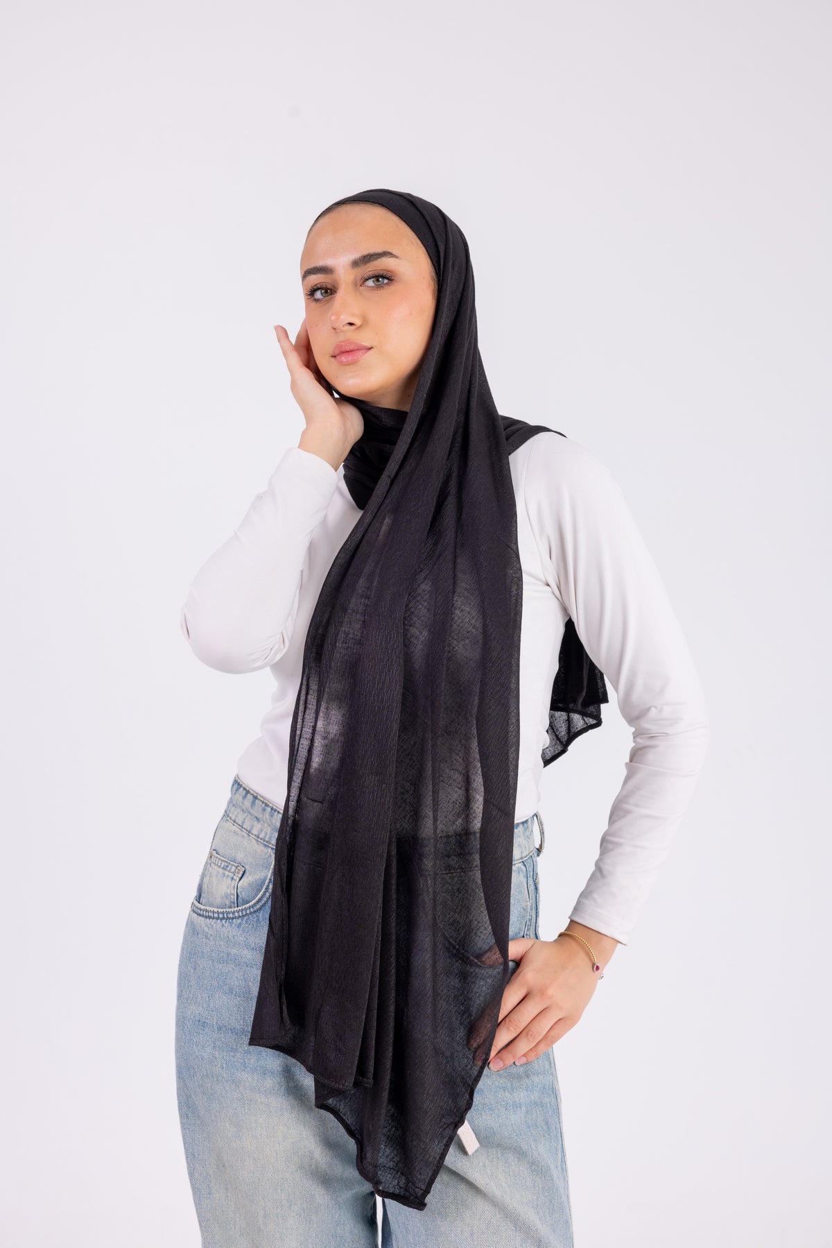 Midnight Black – Kuwaiti with bandana