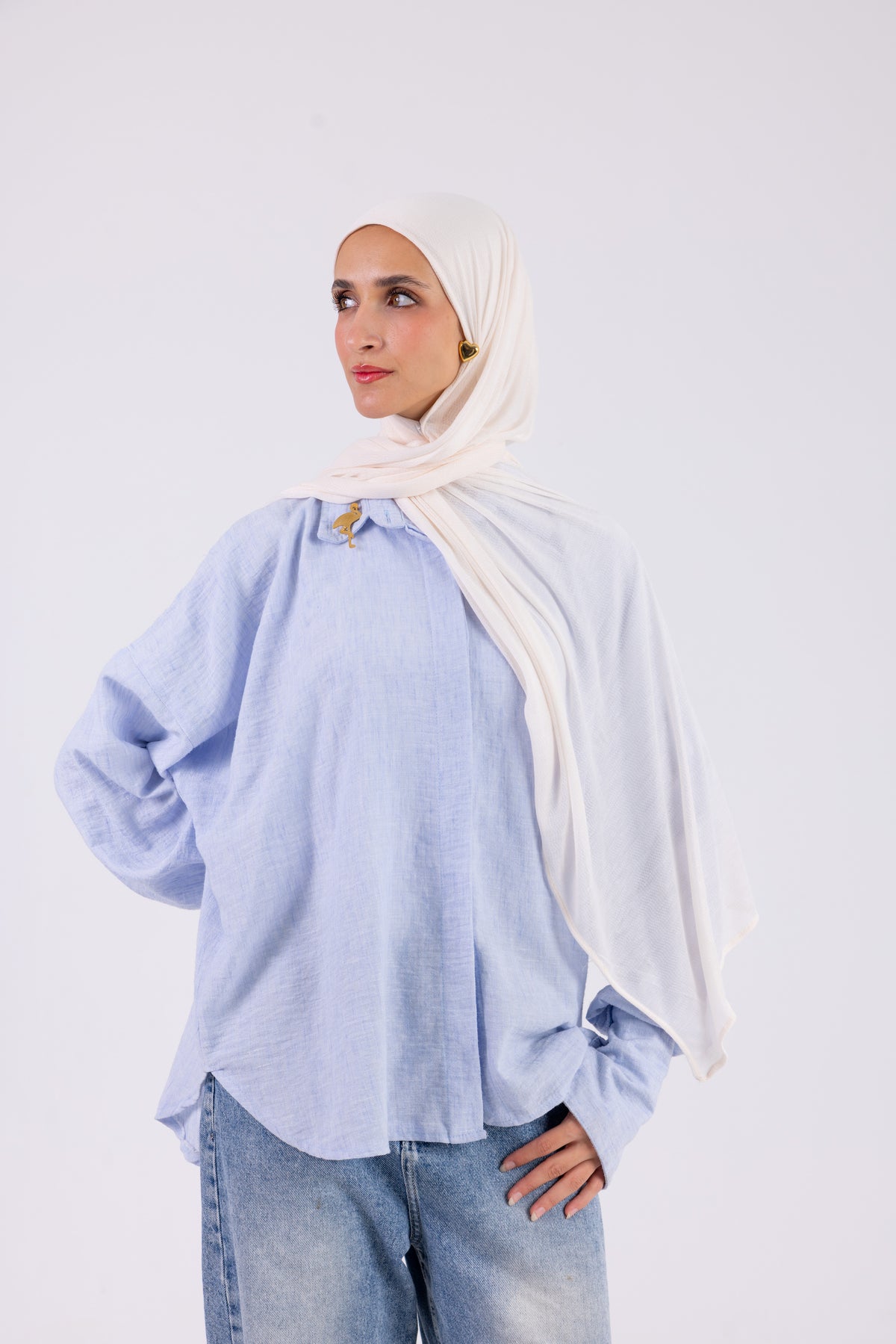 Vanilla Cream – Kuwaiti with bandana