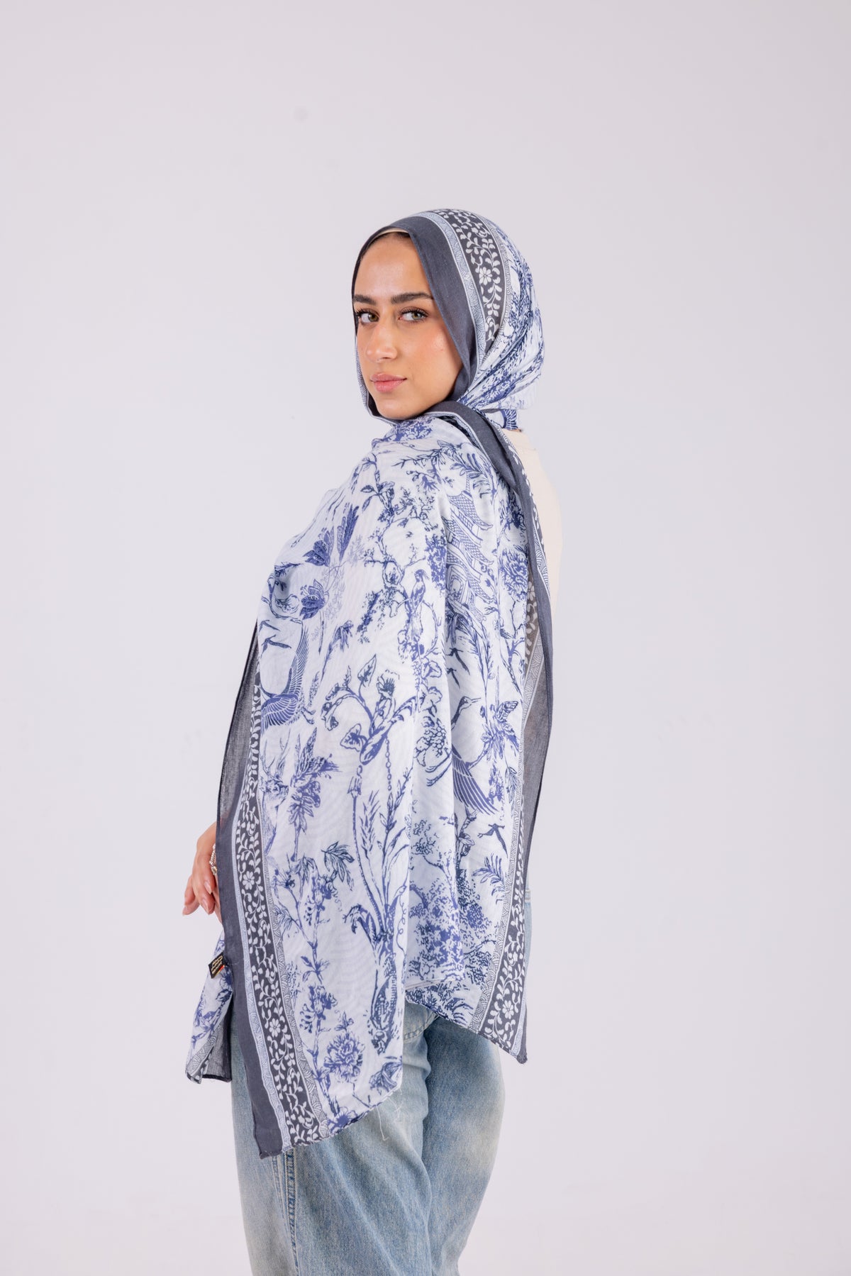 Vintage Meadow - Modal Printed