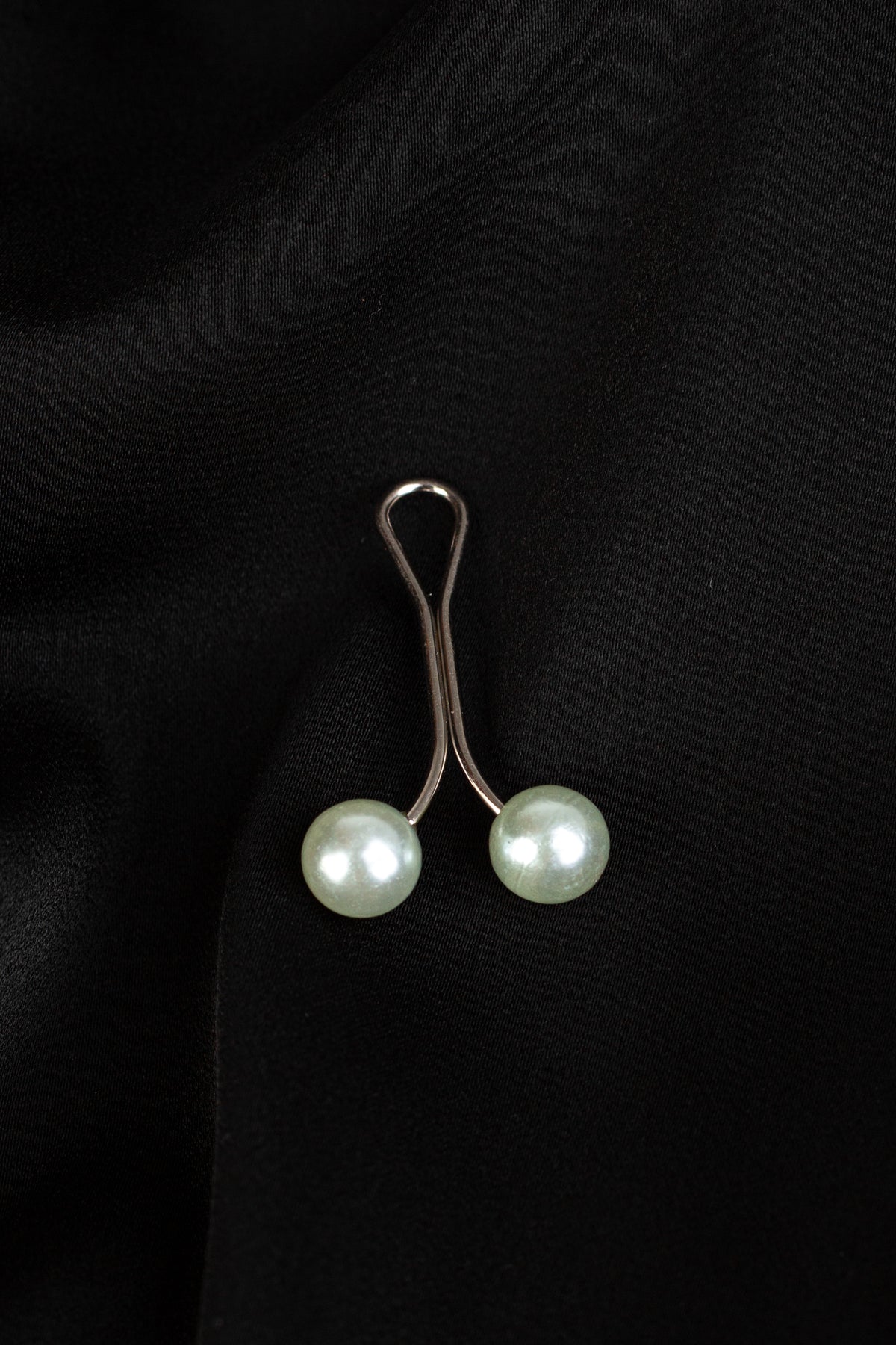 Pearl Hijab Clip